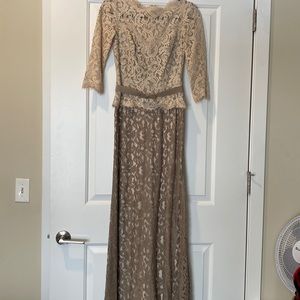 Tadashi Shoji formal dress, size 0